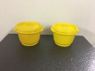 2 Vintage Tupperware Yellow Servalier Bowls W/lids 20 Oz 886
