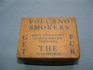 Vintage 1930 ' s Fur Fame Bait Co.  Volcano Smokers Hunting Trapping NOS Box Ohio 2