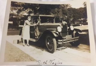 Vintage Old Photo Of 1929 Car Sedan Automobile With Hubcap Knobs Ford Cadillac?