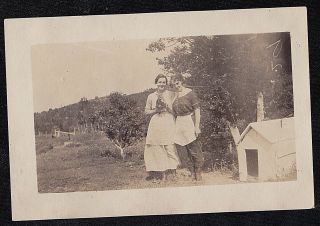 Antique Vintage Photograph Two Women In Aprons Standing By Dog House W/ Kitten