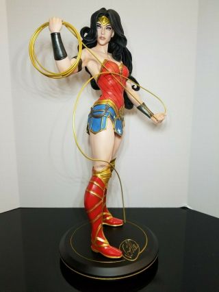 DC Collectibles DC Cover Girls WONDER WOMAN Statue by JOELLE JONES 733 of 5000 3