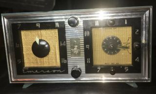 Vintage EMERSON AM/BC 5 Tube Clock Radio Green Bakelite Model 718 1953 3
