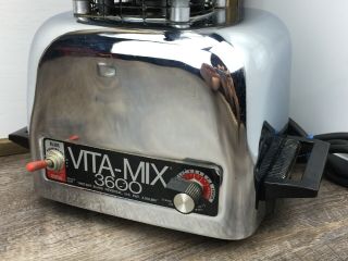 Vitamix 3600 Plus Blender Juicer Stainless Steel Chrome Vintage. 2