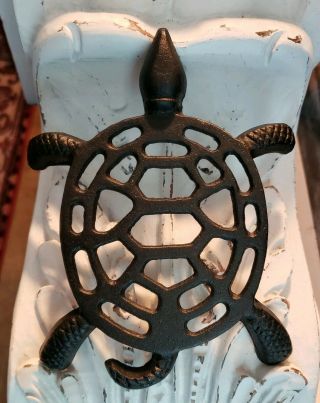 Black Cast Iron Metal Turtle Trivet Hot Pot Pad 6.  5 " X 5 " Footed