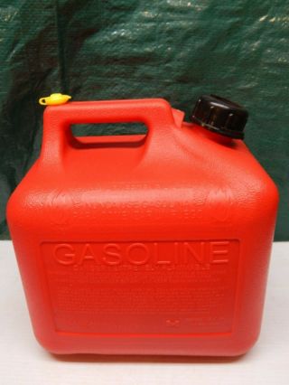 Vintage Pre - Ban Midwest Gas Can 2 Gallon 8 Oz.  Vented Gas Can