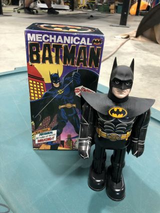 Mechanical Batman Tin Toy Walking Wind Up Robot 1989 Returns Biliiken Japan