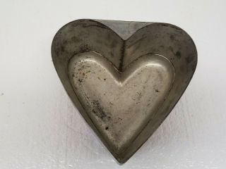 Vintage Heart Shaped Tin Cake Pan Chocolate Candy Mold