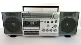 Vtg General Electric Ge Model 3 - 5265a Am/fm Radio Cassette Stereo Boombox Retro