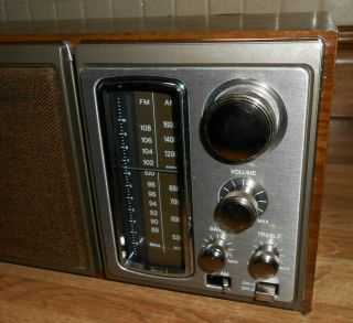 SONY ICF - 9580W AM FM 2 - BAND VINTAGE Radio Bass Reflex System 3