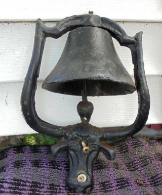 Antique / Vintage Cast Iron Farm Dinner Bell W/ Figural Cow 