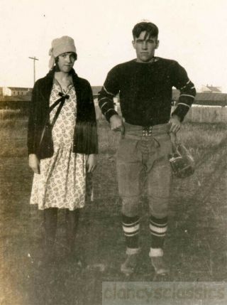 1927 Mobridge South Dakota Teenage Boy Football Uniform