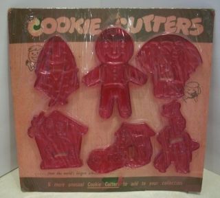 Vtg Set Of 6 Clear Red Plastic Hrm Cookie Cutters Nursery Rhyme Theme