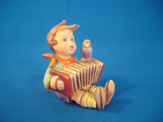 Goebel Hummel Figurine - Let 