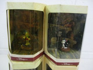 4 Tiny Kingdom Disney Figures : Blue Fairy,  Figaro,  Jiminy Cricket,  Pinocchio 2