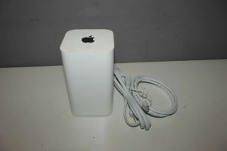 Apple Airport Extreme Base Station Model: A1521 Ab
