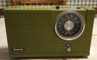 Vintage 1960’s Panasonic Re - 6192 Avocado Green Am/fm Radio