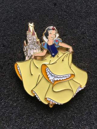 Disney Pin The Royal Princess Ball Jeweled Snow White With Castle Artist Signed