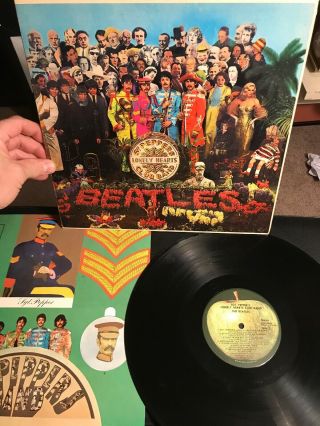 The Beatles Sgt Pepper’s Lonely Hearts Club Band Capitol 1967 Vinyl Record Album
