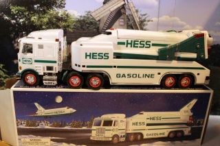 Hess Truck - 1999 - W/space Shuttle - - S1