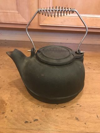 Vintage - Cast Iron Hot Water / Tea Kettle - Taiwan - Big Black Heavy - Decor