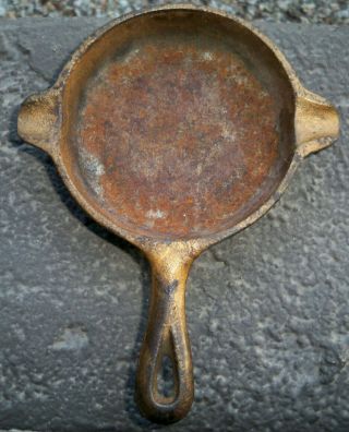 3 3/4 " Cast Iron Skillet Wagner Ware 1050 Ash Tray