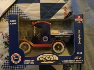 Standard Oil Company 1912 Ford Tanker Gear Box 1/24 Scale Diecast Bank