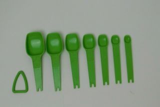Vintage Tupperware Measuring Spoons Complete Set 7 Green A0305