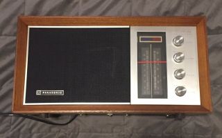 Vintage Panasonic Re - 7257 Am/fm Radio Made In Japan Mcm Mid Century Modern