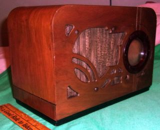1936 Montgomery Wards Airline Art Deco Wood Radio Cabinet Model 62 - 425 3