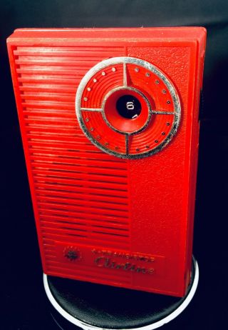 Vintage Little Airline 6 Transistor Radio With A Surprise Inside.