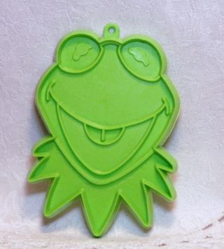 Hallmark Vintage Cookie Cutter - Kermit The Frog Muppets Sesame Street