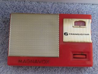 Vintage Magnavox Am 22 Transistor Radio With Case