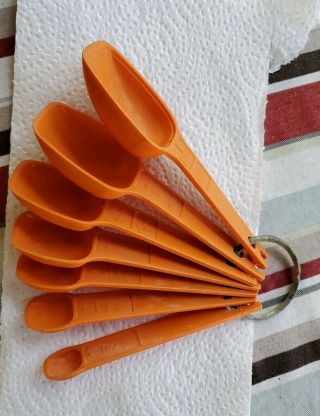 Vintage Set Of 7 Orange Tupperware Measuring Spoons 1270 - 5