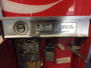 Vendo Model H63D Coke Machine W/Keys Delivery W/250 Miles of Akron 3