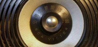 Vintage Rca Victor Model X - 551 Bakelite Radio