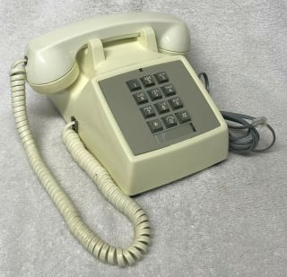 Vintage 1970s Western Electric 2500d (7 - 71) White Pushbutton Touch Desktop Phone