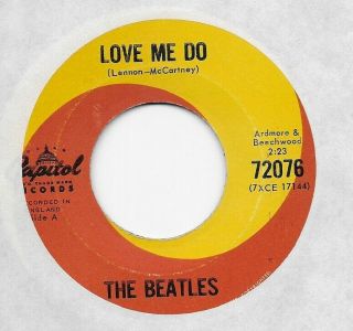 The Beatles " Love Me Do " Canada Capitol 72076 7 " 45