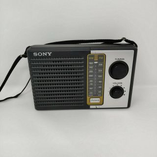 Sony Icf - F10 Am/fm 2 Band Portable Battery Transistor Radio Analog Dial