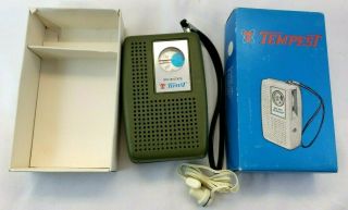 Vintage Green Tempest Transistor Radio 9v With Box And Accessories