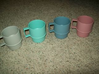 Tupperware 1312 Coffee Tea Mug Cup Stacking Summer Pastel Set Of 4