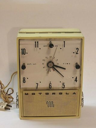 Vintage Motorola " Pin Up Clock " Radio Citron Yellow 1952 Retro Mid - Century Tube