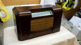 Vintage Westinghouse Radio Model M115 1942?
