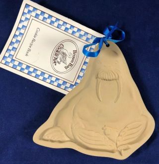 Brown Bag Cookie Art Mold Walrus With Fish Sea Lion 1986 Euc Hard To Find