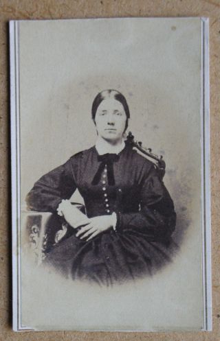 Cdv: Portrait Of A Seated Young Woman.  J.  H.  Wakeman,  Rockford,  Illinois.  1870s