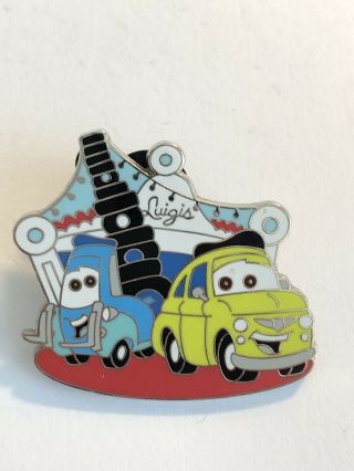 Starter Set - Disney Pixar Cars - Luigi & Guido Disney Pin (b9)