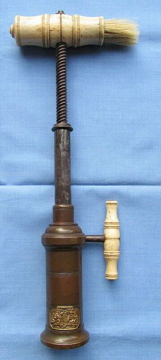 Antique Kings Screw Mechanical Corkscrew/Oxbown Side Winding Handle/Dowler Badge 3