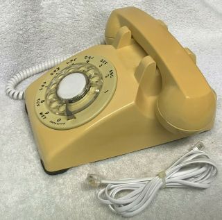 Vintage 1960s WESTERN ELECTRIC C/D 500 2 - 63 BUTTER YELLOW Rotary Desktop Phone 2