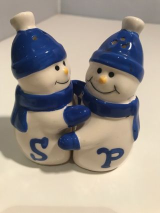 Hugging Snowmen Salt And Pepper Blue And White