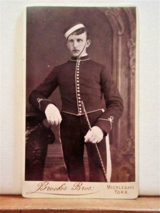 Soldier In Full Dress Uniform With Cane - Victorian Cdv Photo By Brooks Of York