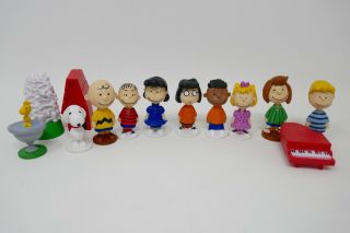 Peanuts Movie Classic Characters Set Of 10 Toy Figures Snoopy,  Woodstock,  Marcie